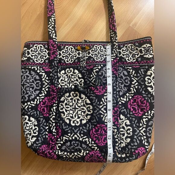 VERA BRADLEY Large Tote Bag VERA BRADLEY Large Tote Bag - Picture 15 of 16